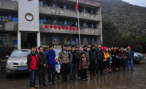 我89年小伙,初中畢業學習網站開發,誤入醫美商業,才發現真賺錢